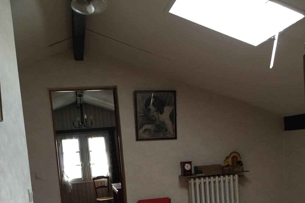 Photo of Livingroom in Ustaritz