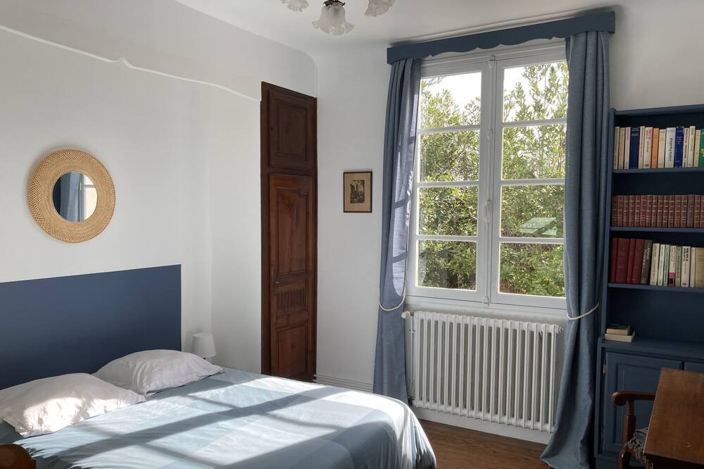Photo of Bedroom in Ustaritz