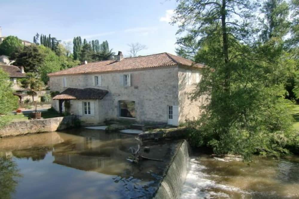 Photo of Others in Sainte-Maure-de-Peyriac