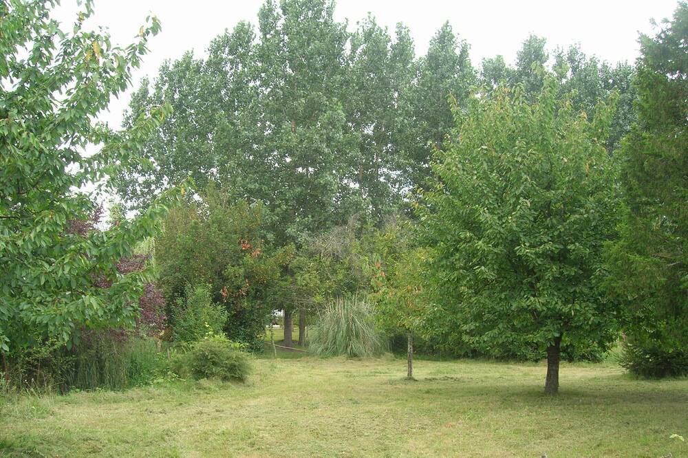 Photo of Outdoor in Sainte-Maure-de-Peyriac