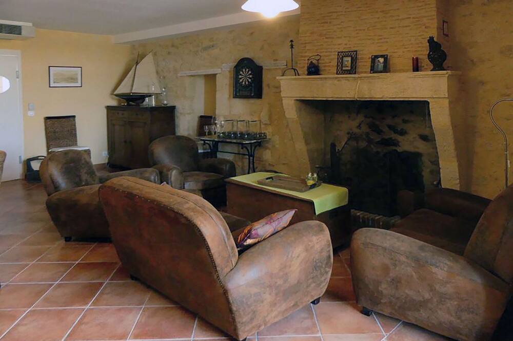 Photo of Livingroom in Sallebruneau