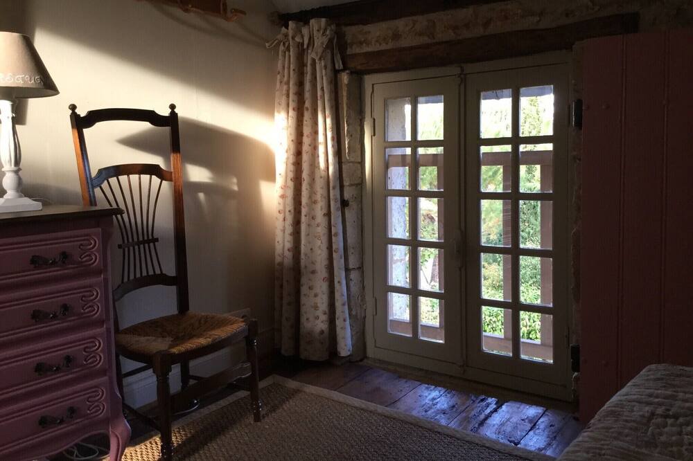 Photo of Bedroom in Tourtoirac