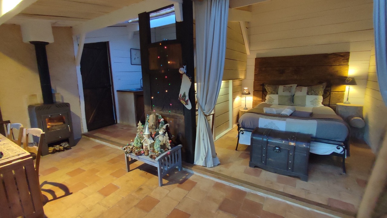 Photo of Bedroom in Saint-Felix-de-Villadeix