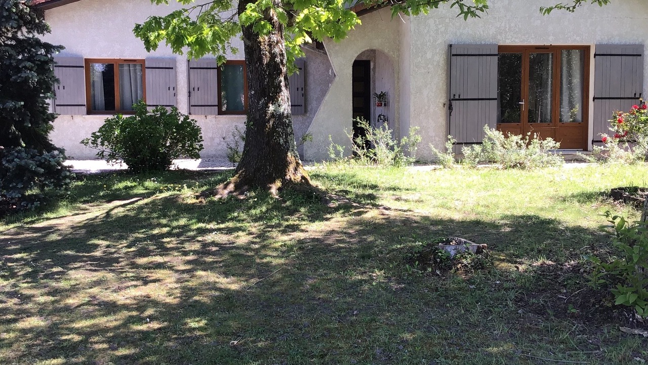 Photo of Outdoor in Saint-Medard-d'Eyrans