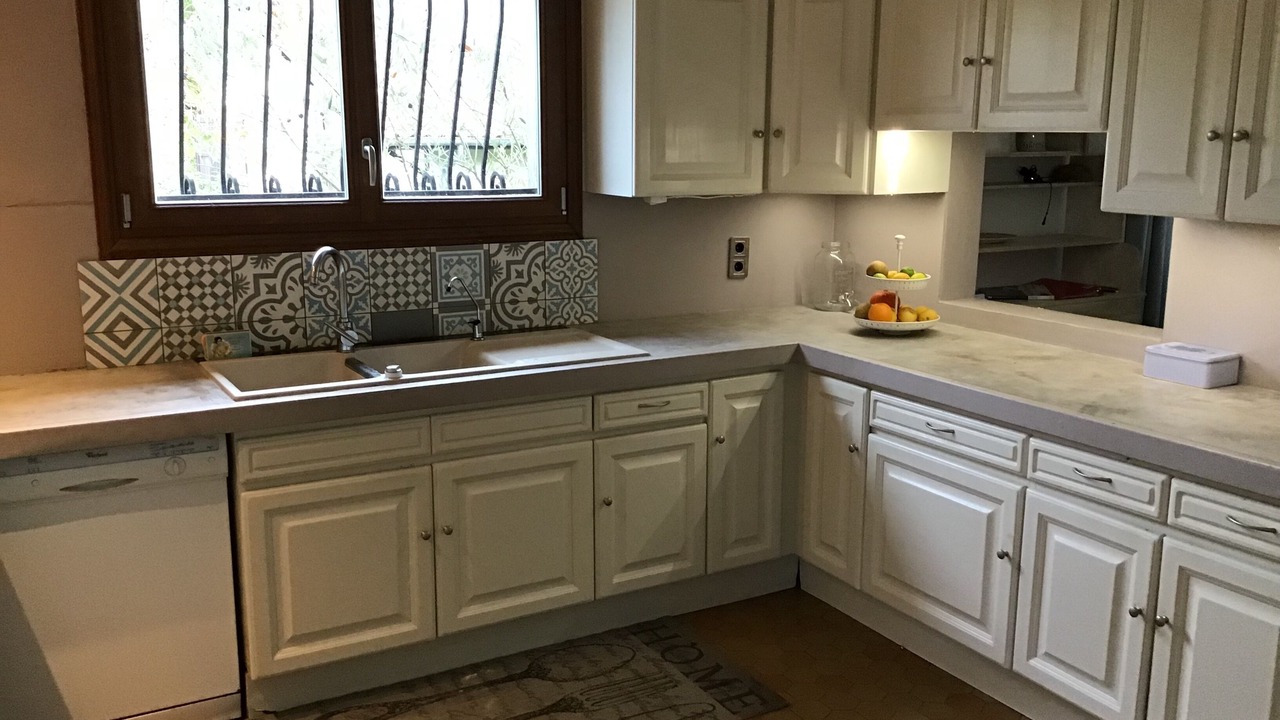 Photo of Kitchen in Saint-Medard-d'Eyrans