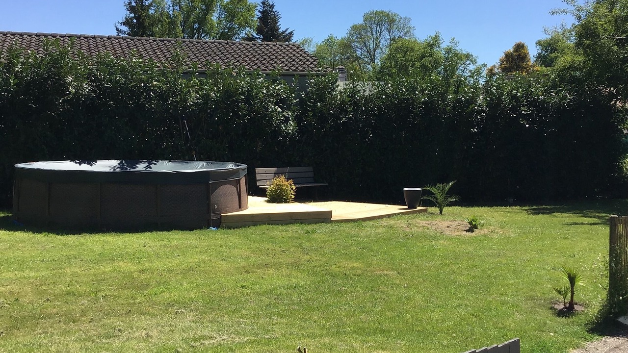 Photo of Outdoor in Saint-Medard-d'Eyrans