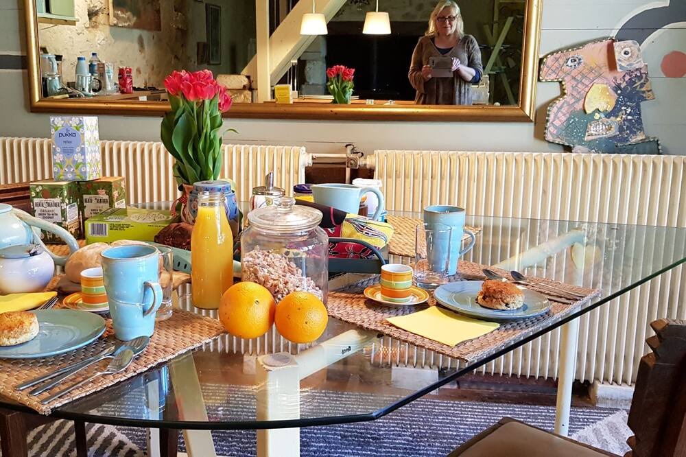 Photo of Kitchen in Issac