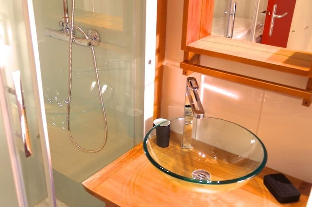 Photo of Bathroom in Hotel de Ville - Quinconces