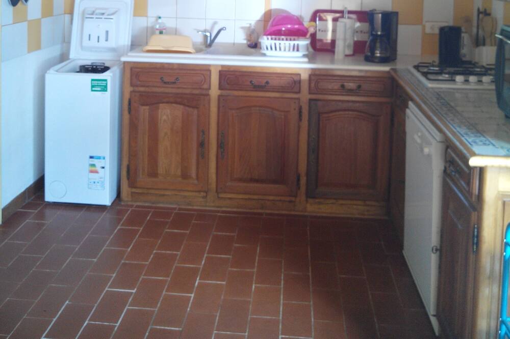 Photo of Kitchen in Thenon