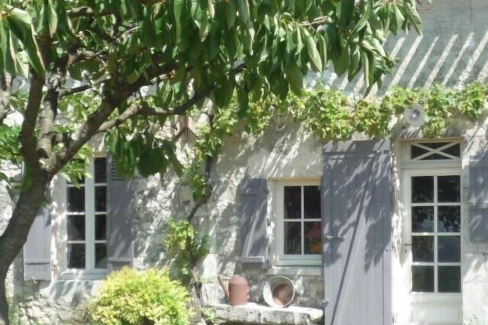 Photo of Others in Duras