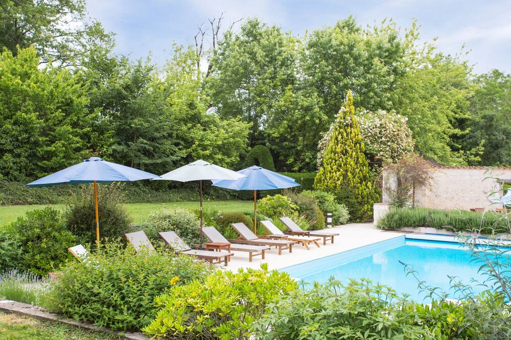 Photo of Outdoor in Saint-Aubin-de-Cadelech