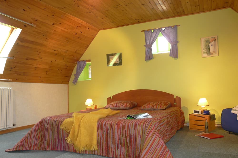 Photo of Bedroom in Marcillac-la-Croisille