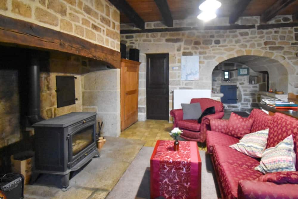 Photo of Livingroom in Marcillac-la-Croisille