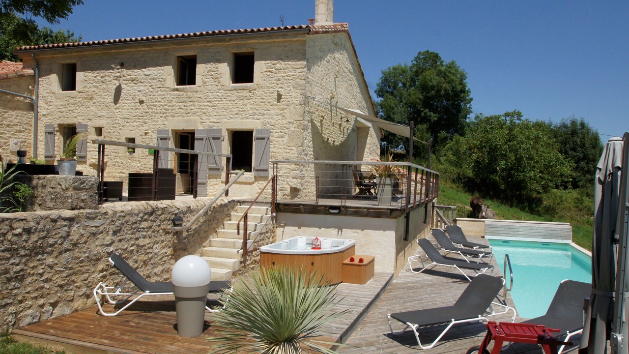 Photo of Outdoor in Coulonges-sur-l'Autize