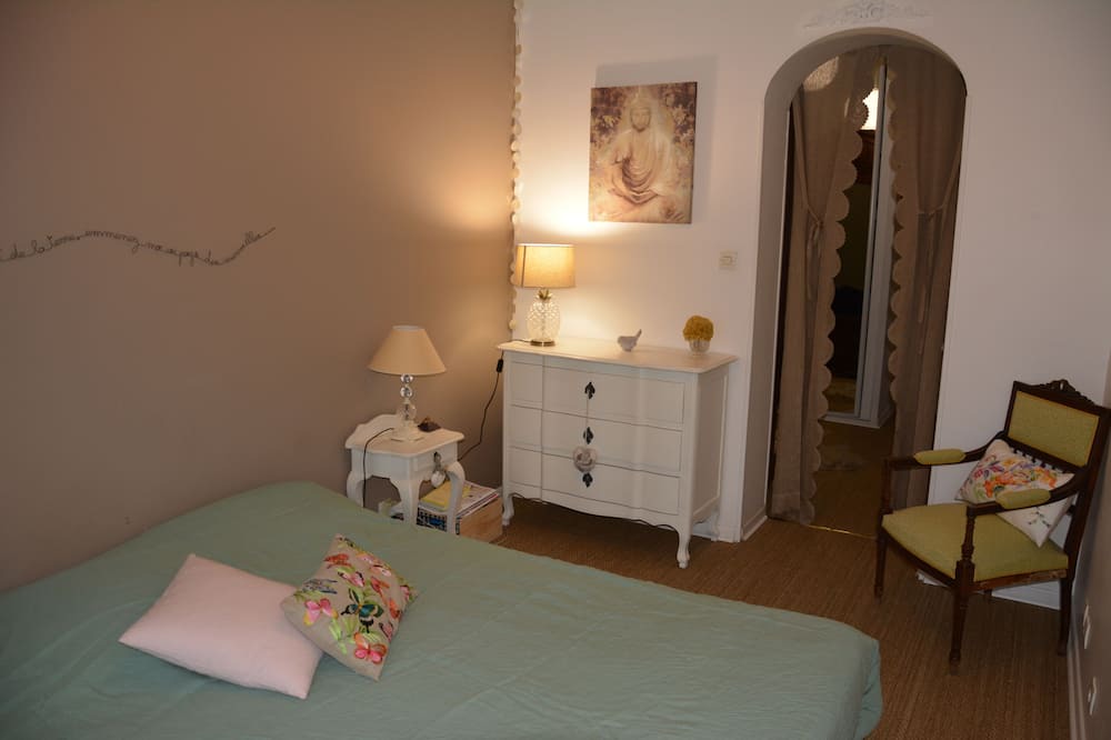 Photo of Bedroom in Talence