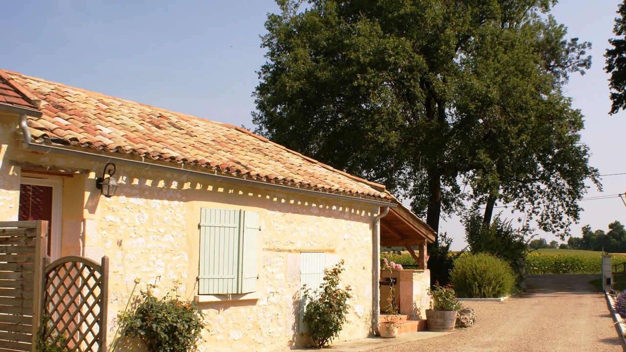 Photo of Outdoor in Cavarc