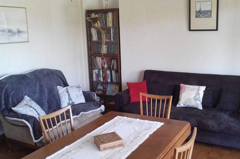 Photo of Livingroom in Availles-Limouzine