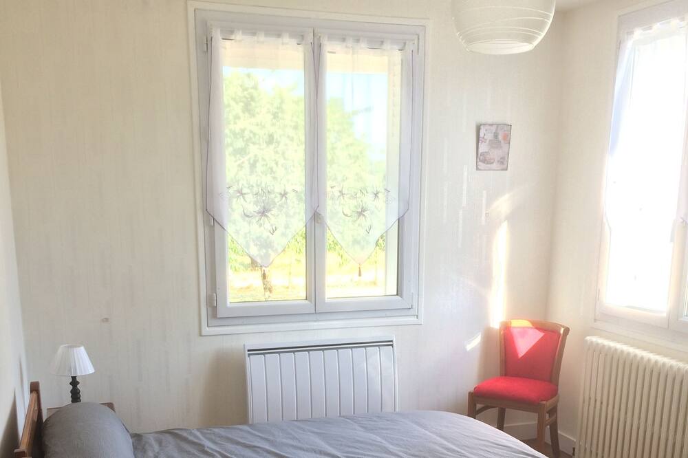 Photo of Bedroom in Availles-Limouzine