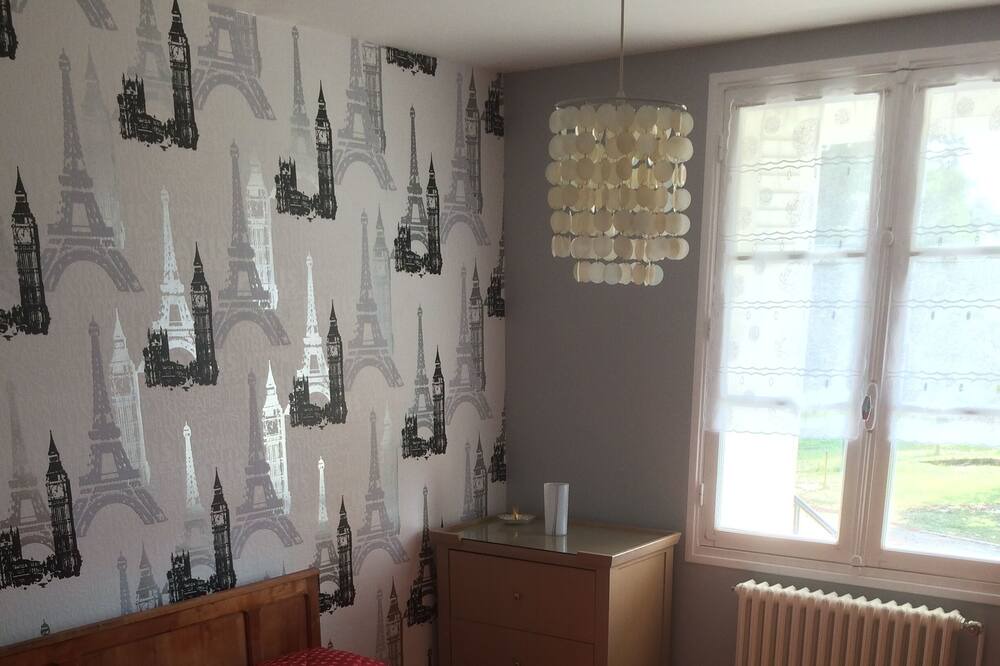 Photo of Bedroom in Availles-Limouzine
