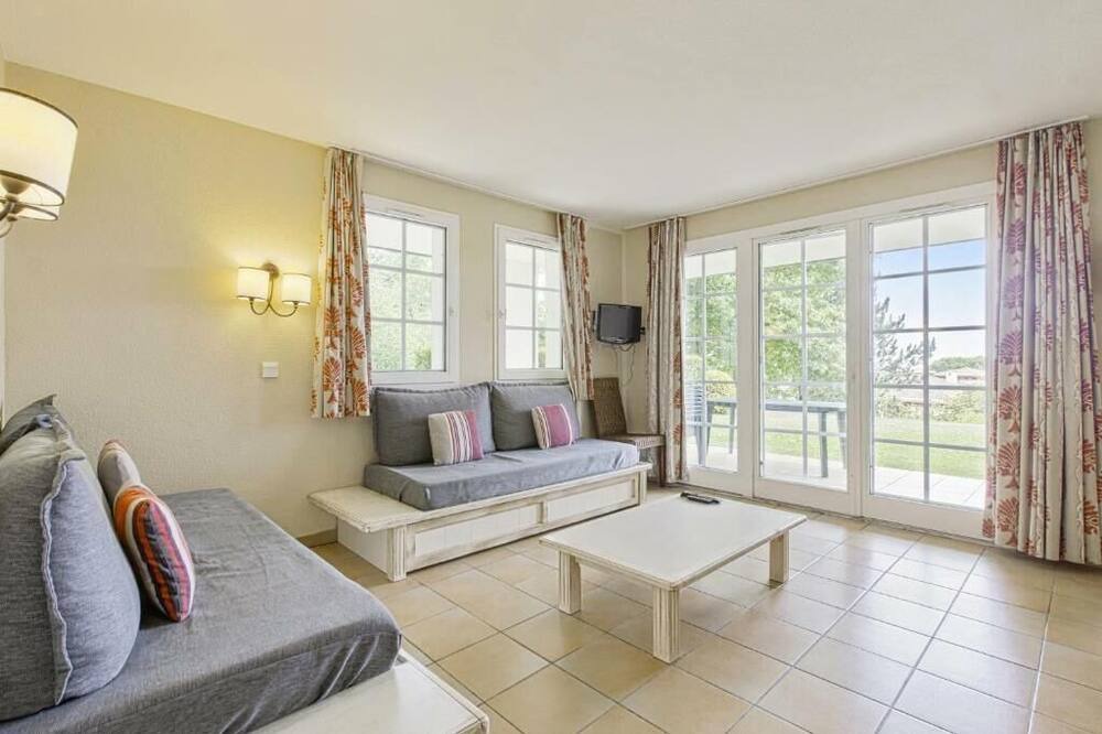 Photo of Livingroom in Behobie