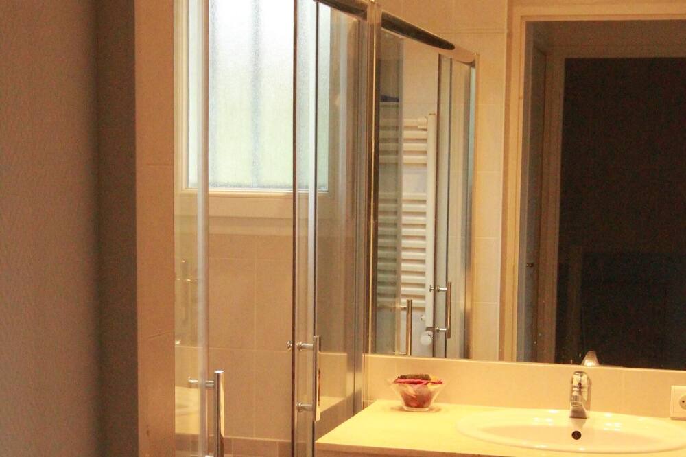 Photo of Bathroom in Bassussarry