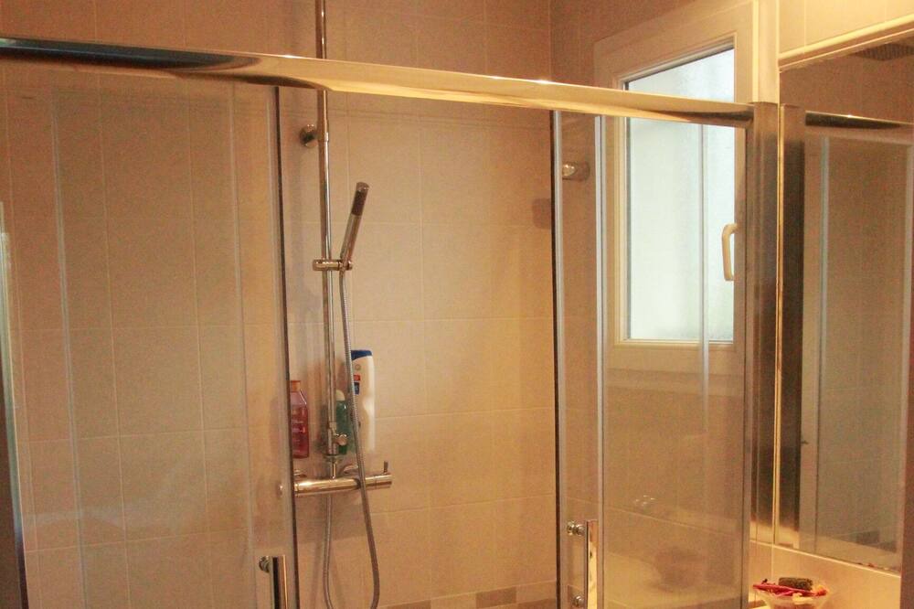 Photo of Bathroom in Bassussarry