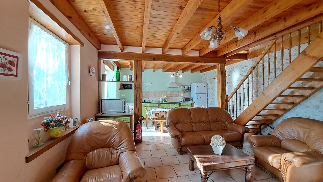 Photo of Livingroom in Saint-Pierre-de-Buzet