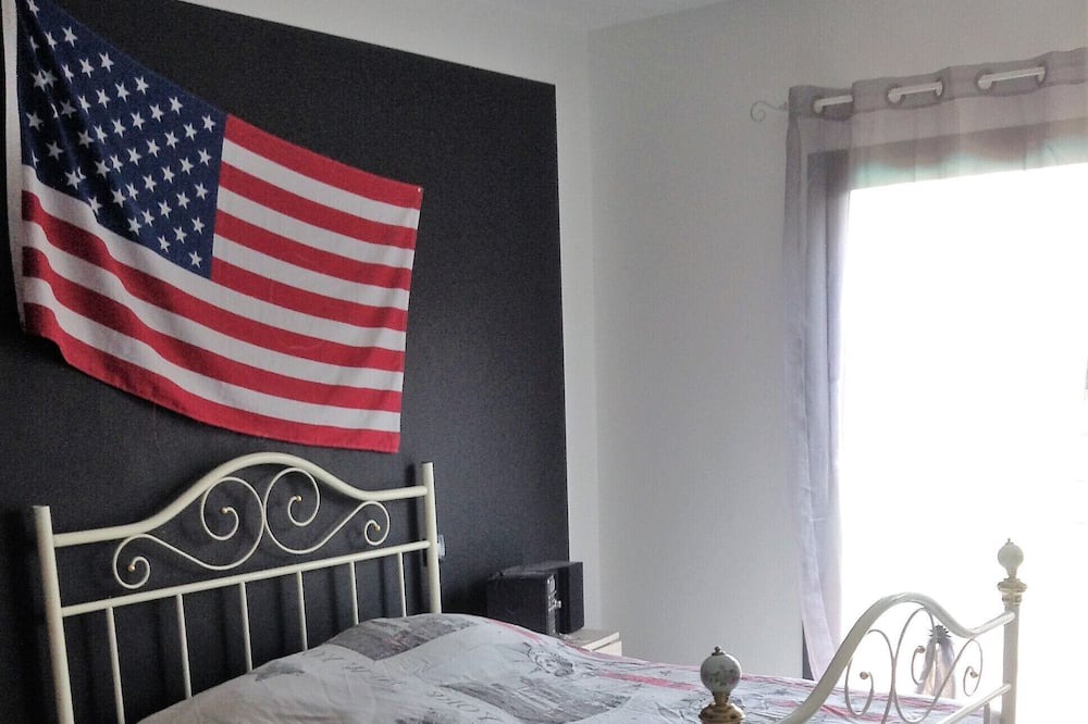 Photo of Bedroom in Montroy