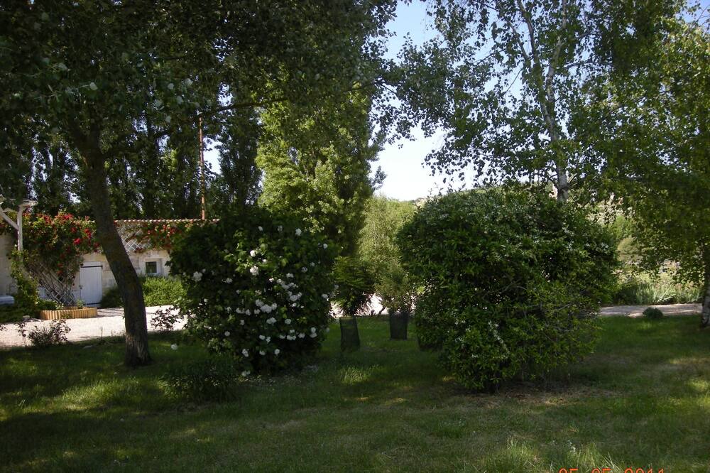 Photo of Outdoor in Moussais-la-Bataille