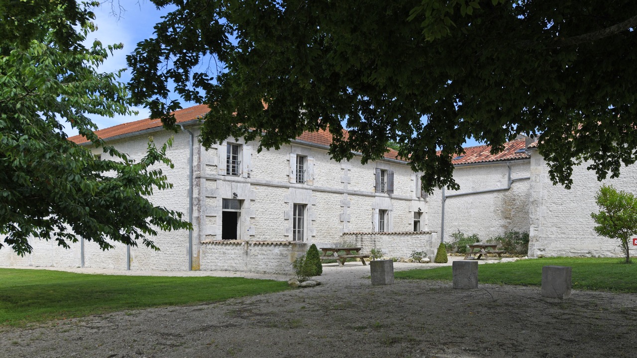 Photo of Outdoor in Reaux