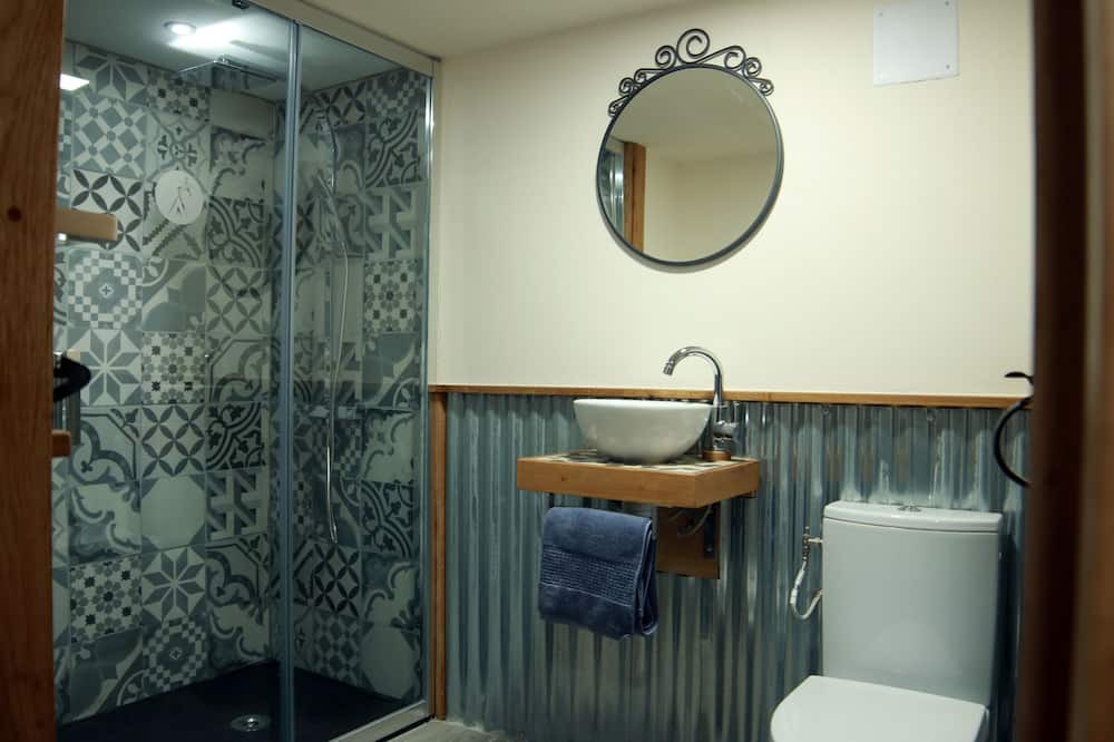 Photo of Bathroom in Auzances