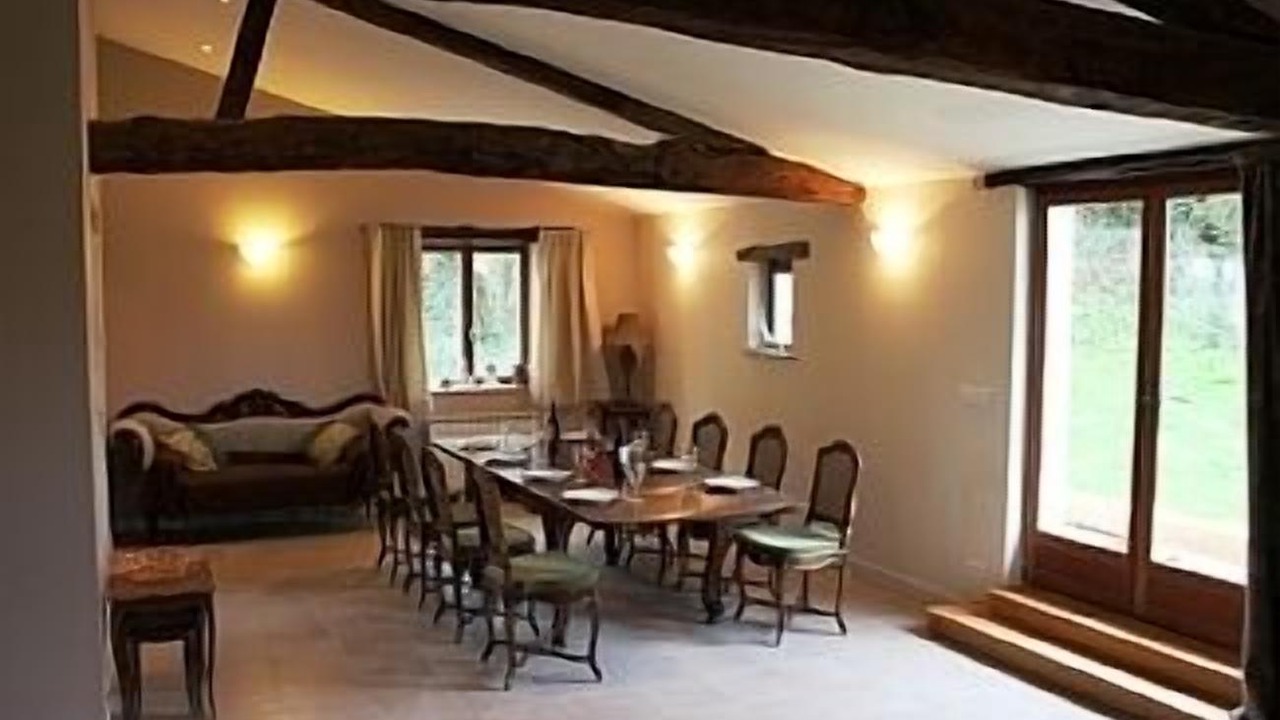 Photo of Others in Bessac