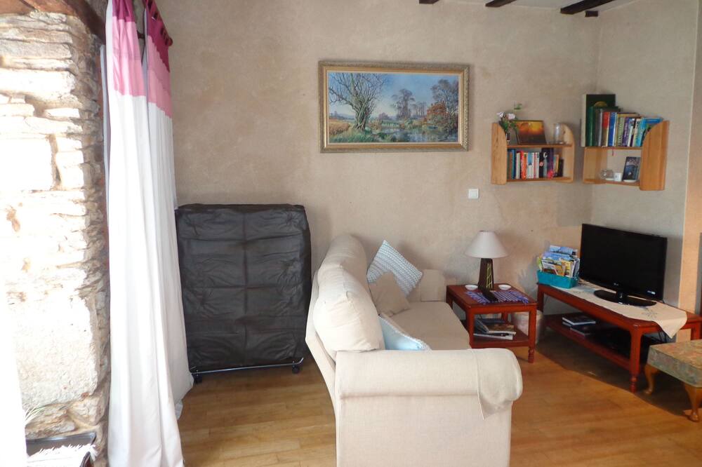 Photo of Livingroom in Mialet