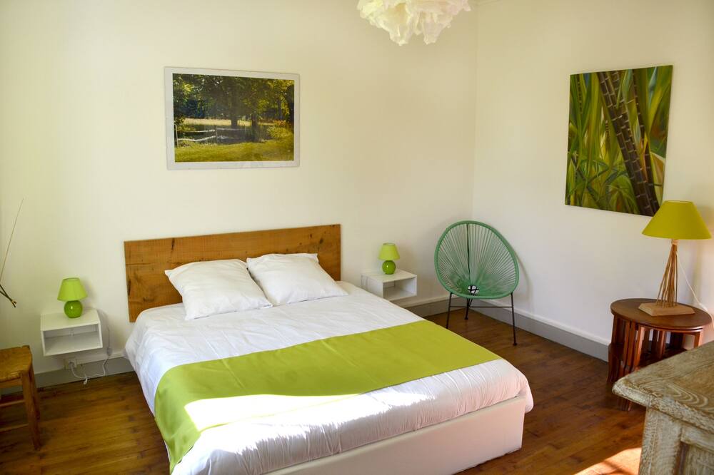 Photo of Bedroom in Montbron