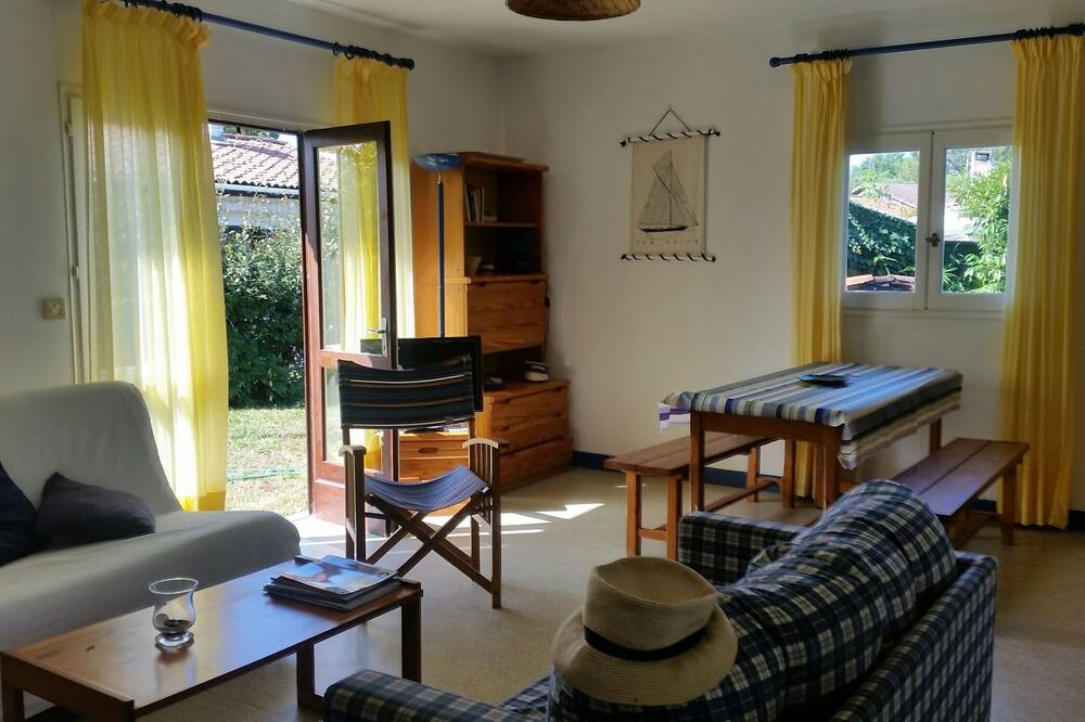 Photo of Livingroom in Vielle-Saint-Girons
