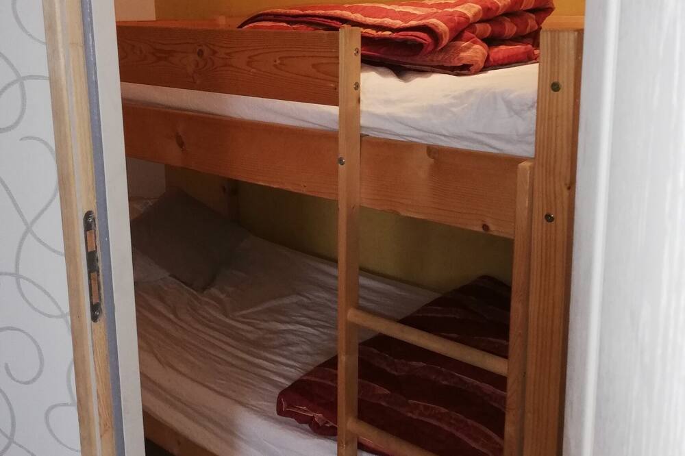 Photo of Bedroom in Saint-Loup-Lamaire