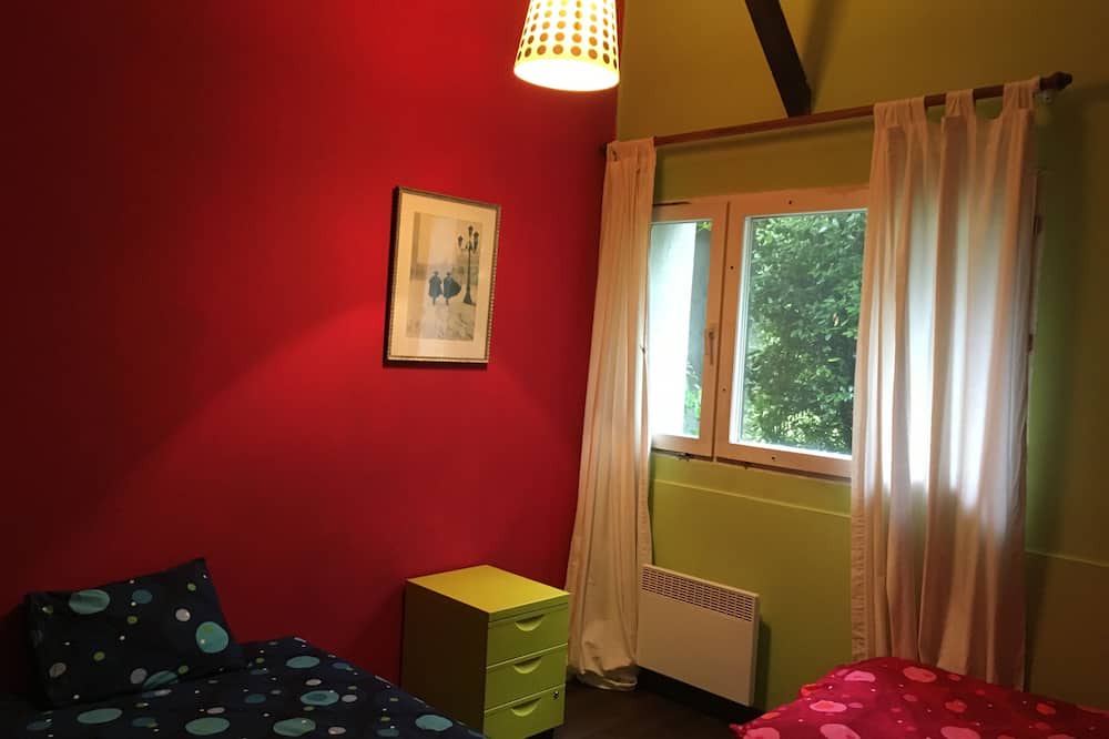 Photo of Bedroom in Salleboeuf