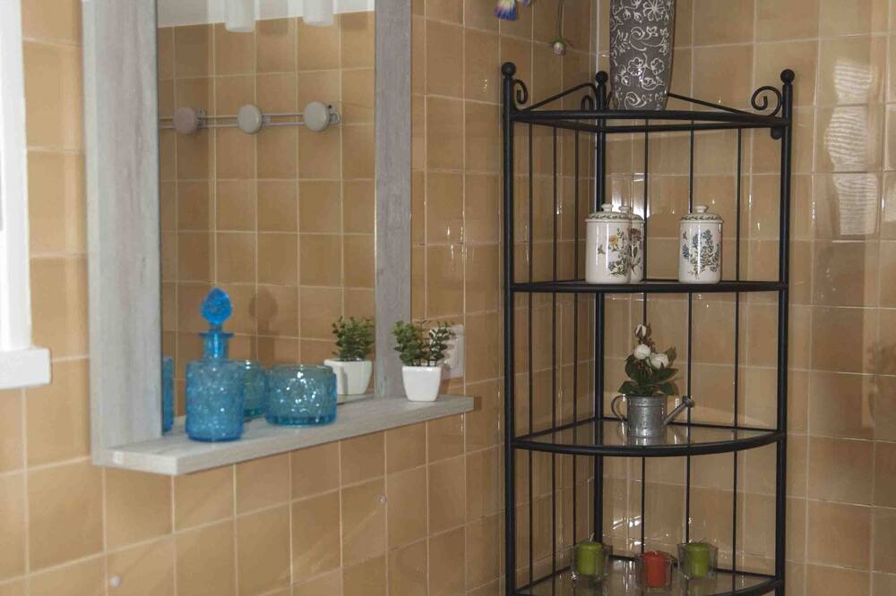 Photo of Bathroom in Carcans