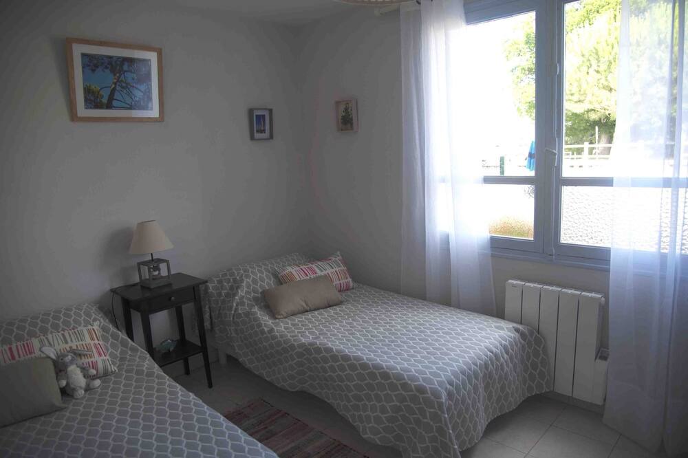 Photo of Bedroom in Carcans