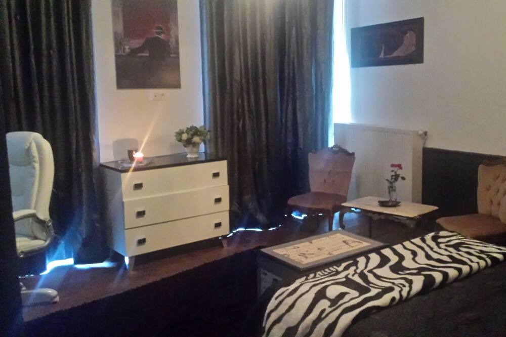 Photo of Bedroom in Excideuil
