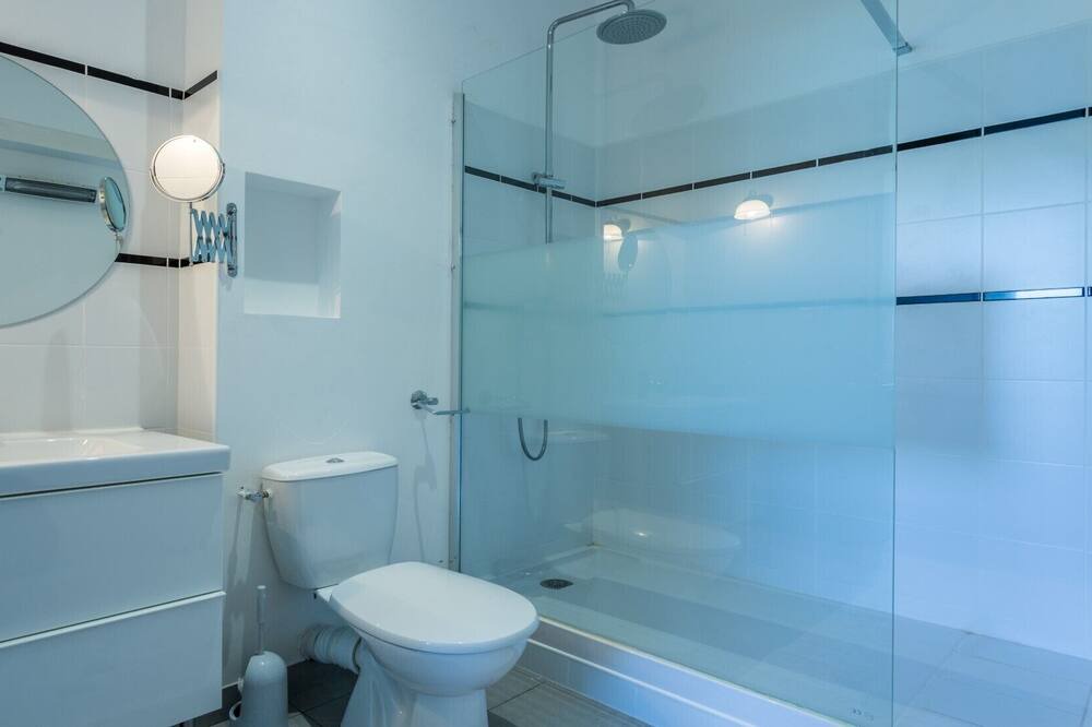 Photo of Bathroom in Hastingues