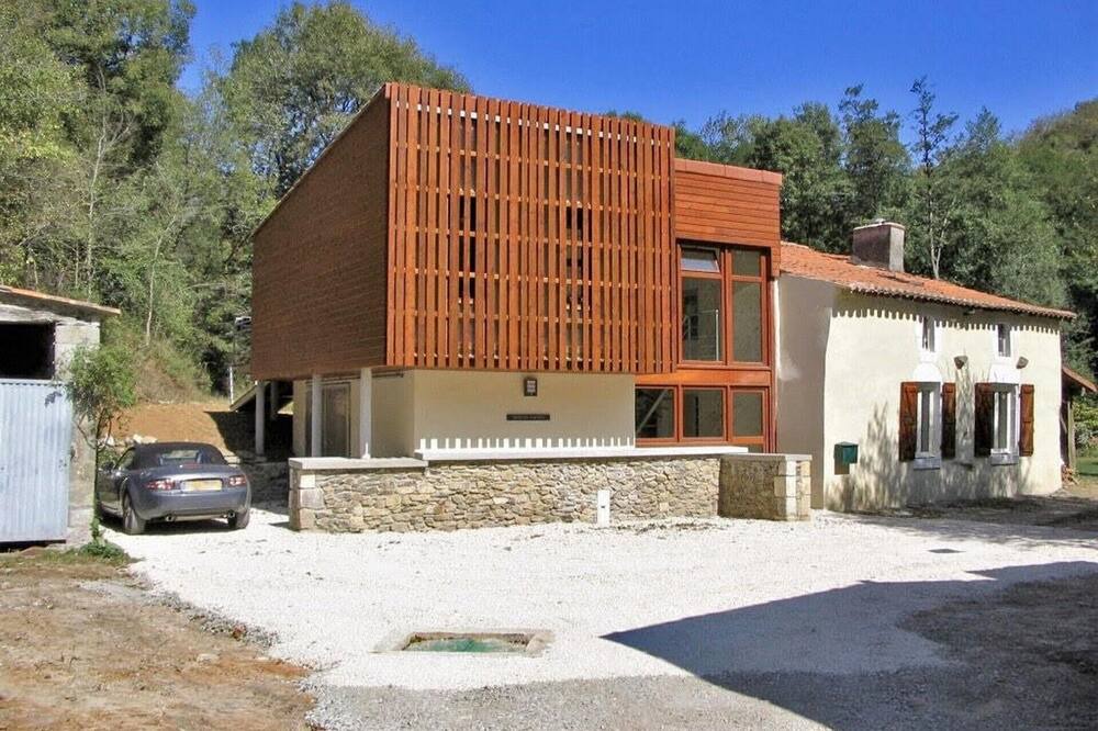 Photo of Outdoor in La Chapelle-Thireuil