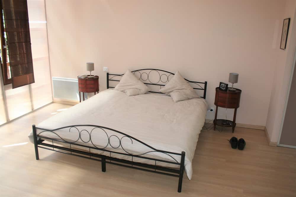 Photo of Bedroom in La Chapelle-Thireuil
