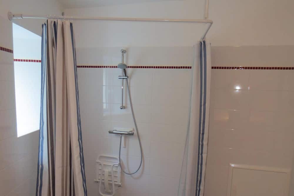 Photo of Bathroom in La Laigne