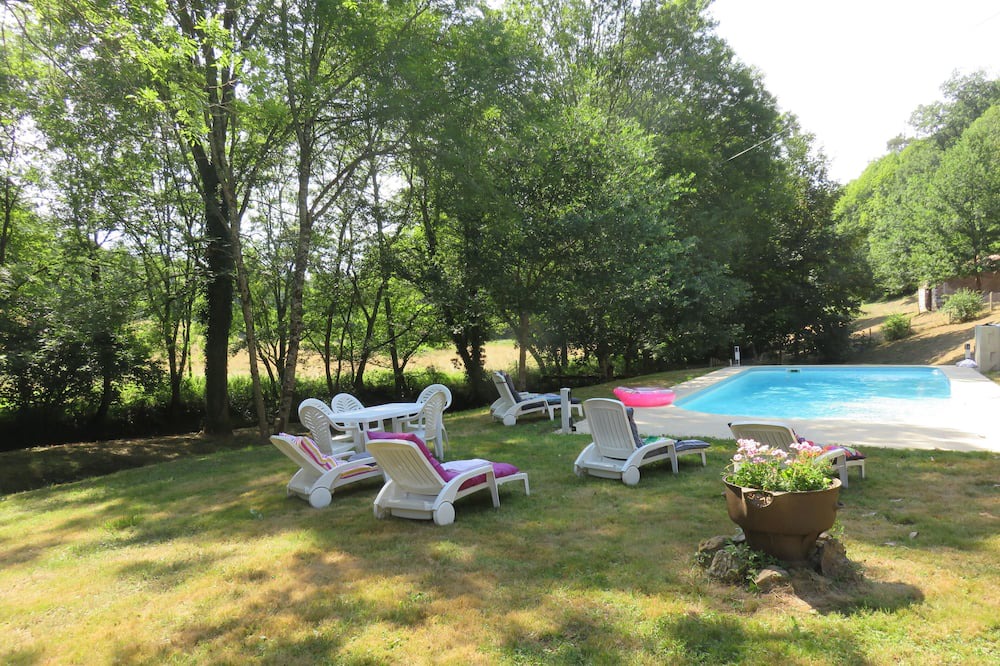 Photo of Outdoor in Rochechouart