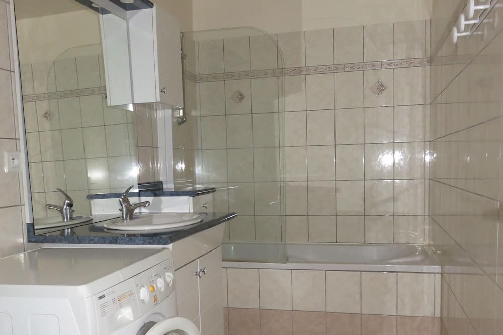Photo of Bathroom in Rochechouart