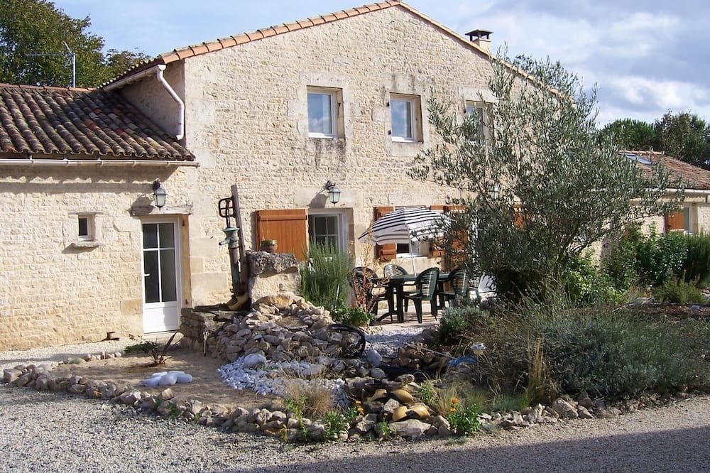 Photo of Outdoor in Sainte-Blandine