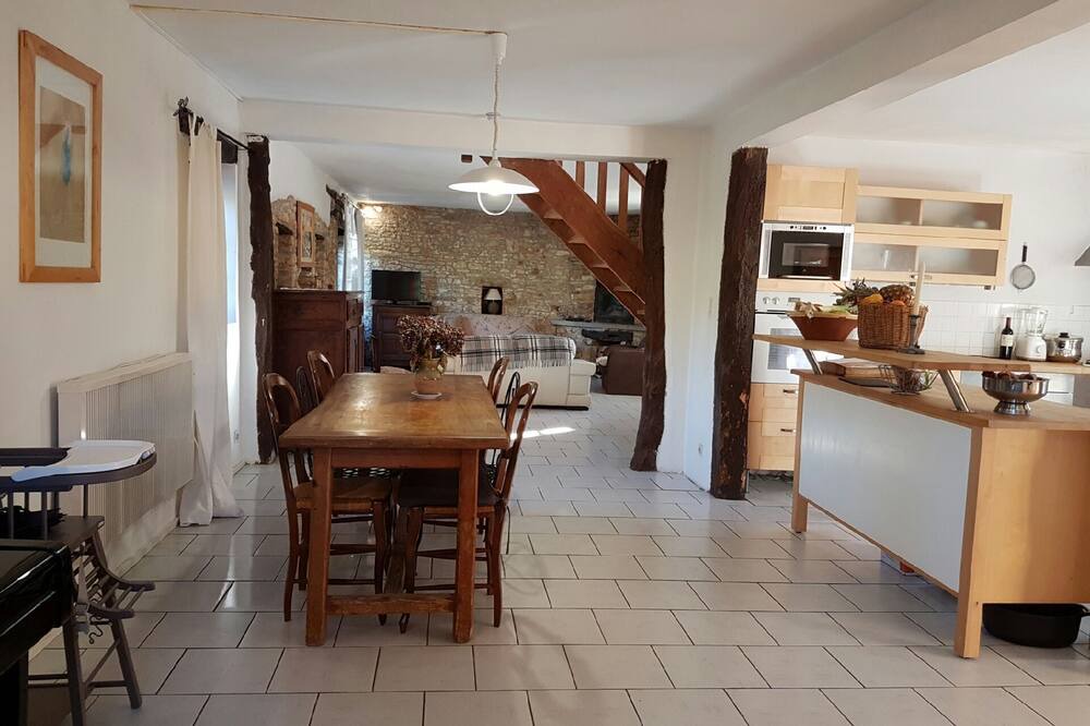 Photo of Kitchen in Saint-Amand-de-Coly