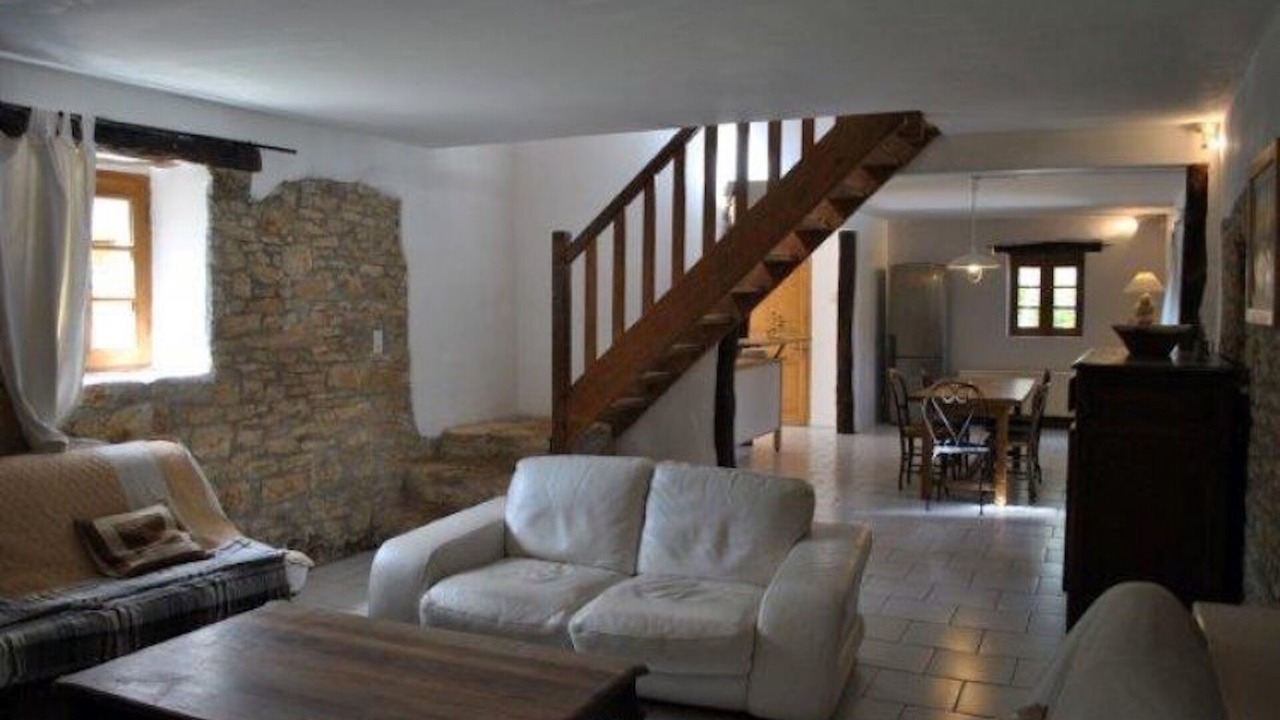 Photo of Livingroom in Saint-Amand-de-Coly