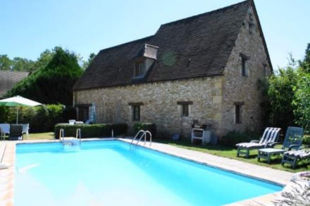Photo of Outdoor in Saint-Amand-de-Coly